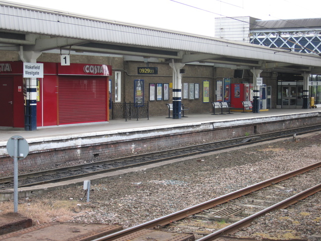 Wakefield Westgate platform 1