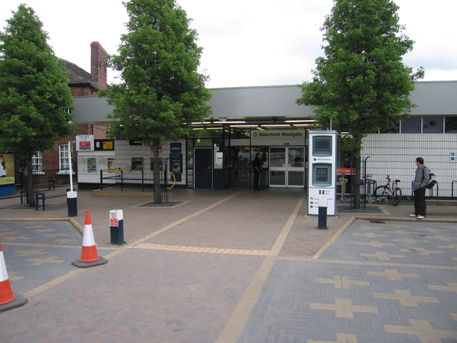 Wakefield Westgate
entrance