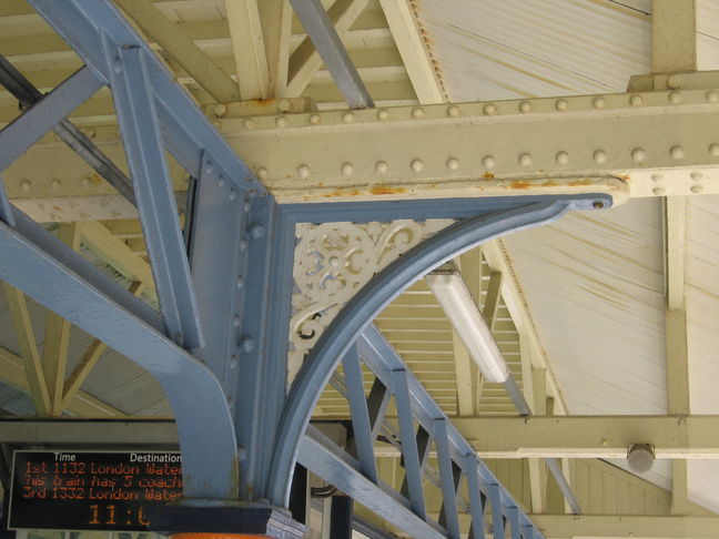 Wareham platform 1 spandrels