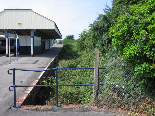 Wareham disused platform