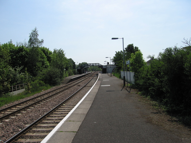 Warminster platforms looking
east