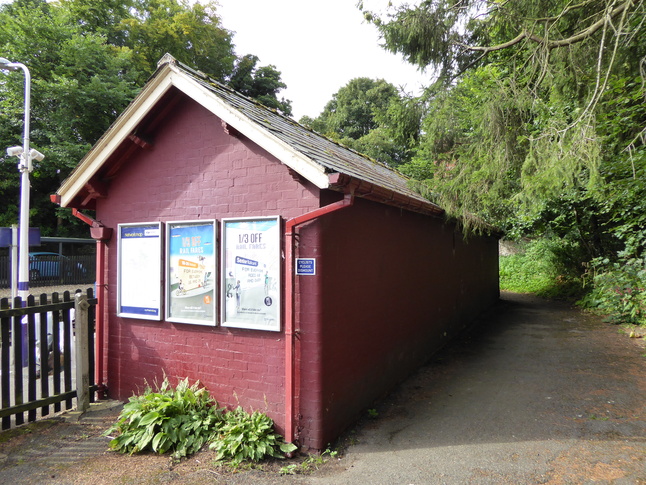 Wetheral rear of platform 1
shelter
