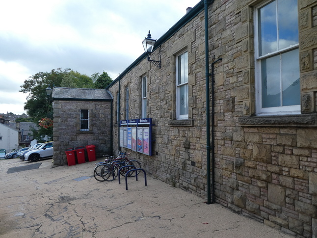 Whaley Bridge frontage and lamp