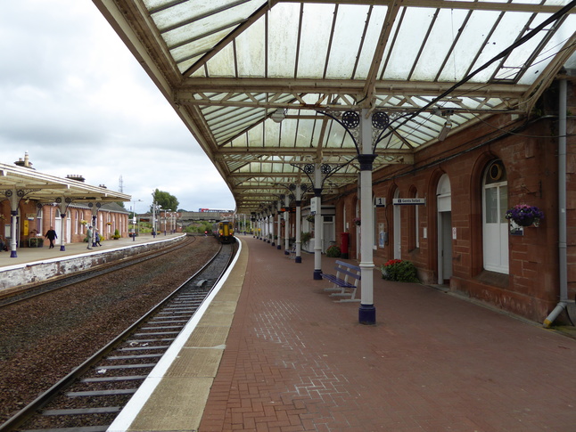 Dumfries platform 1 looking south