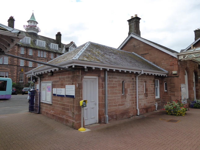 Dumfries platform 1 side exit