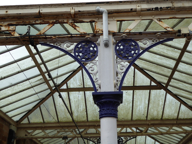 Dumfries platform 1 spandrels