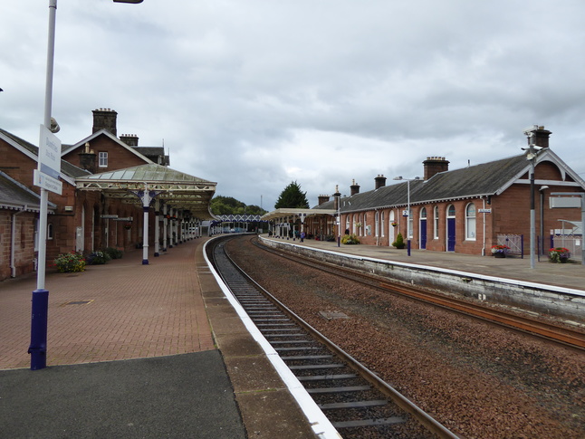 Dumfries from south end