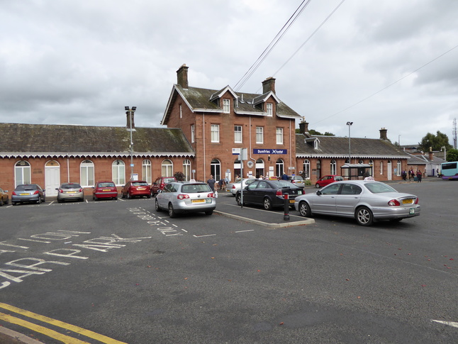Dumfries front long view