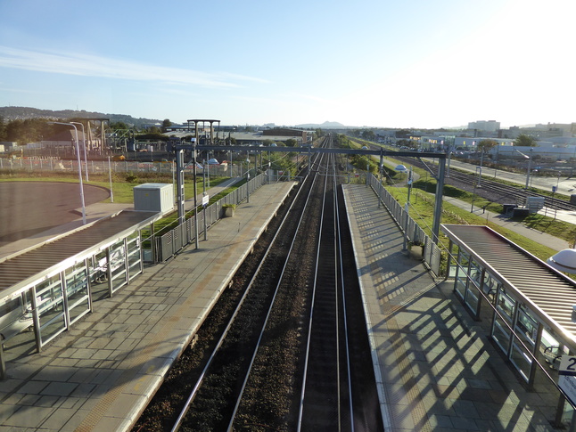 Edinburgh Park looking east from footbridge
