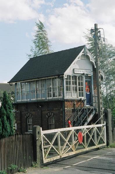 Heckington Level Crossing and
Signal Box