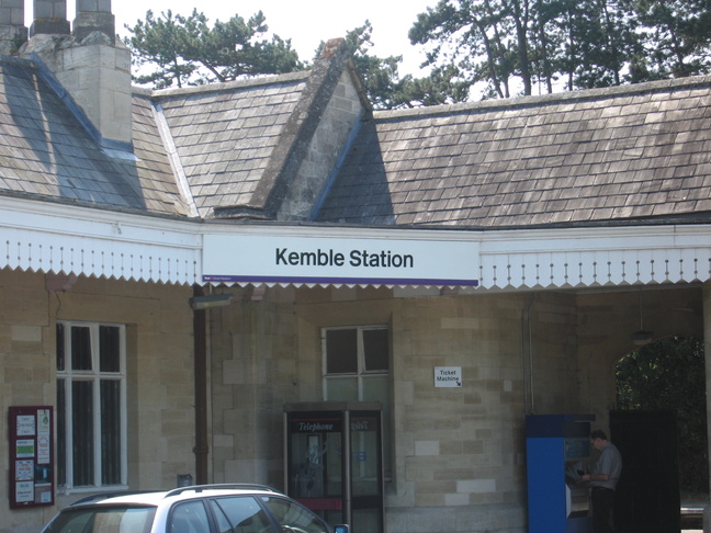 Kemble front sign