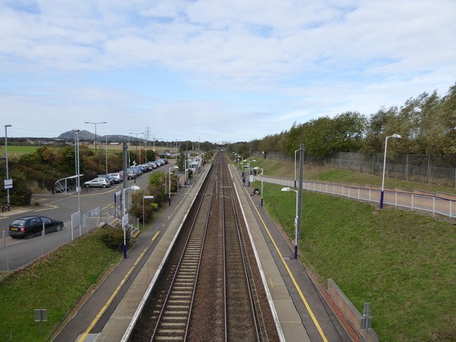 Musselburgh from bridge looking west