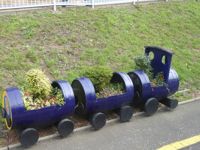 Musselburgh planter