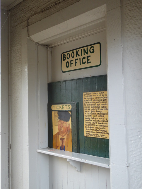 Prestonpans booking window