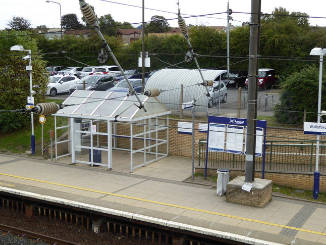 Wallyford platform 2 shelter