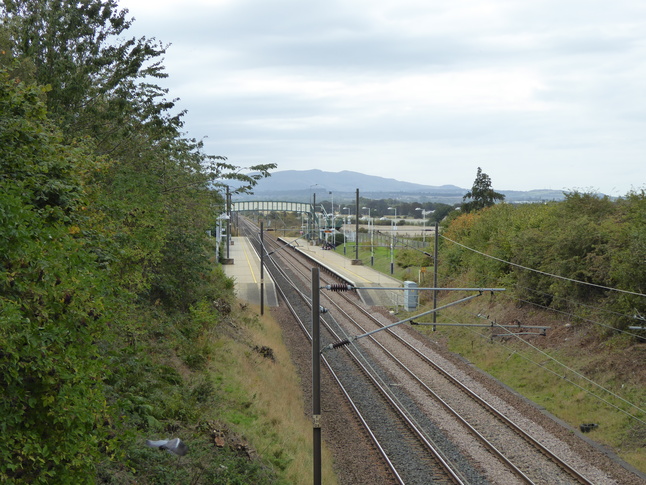 Wallyford looking west from bridge