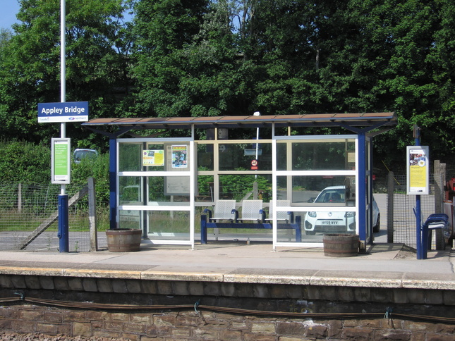 Appley Bridge shelter