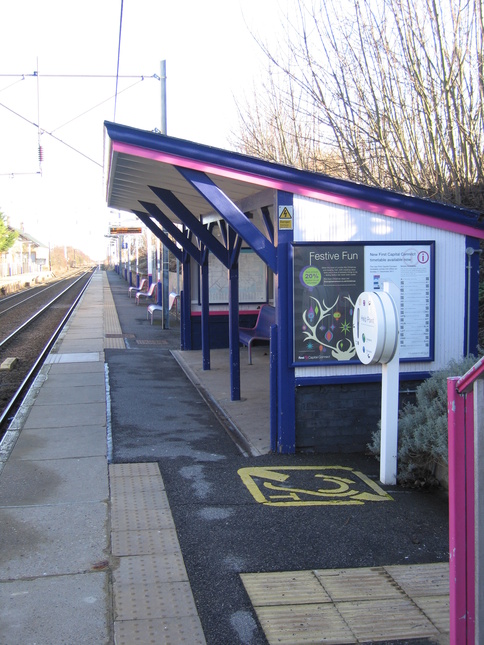 Ashwell and Morden platform
1 shelter