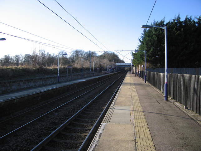 Ashwell and Morden
platforms looking west
