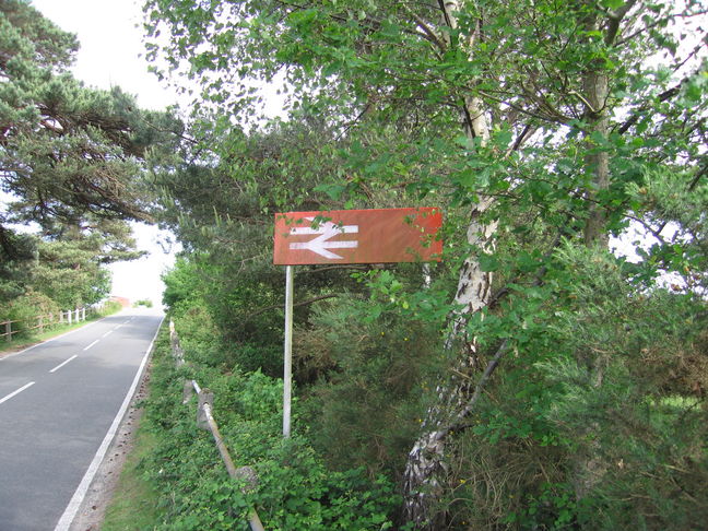 Beaulieu Road sign with no
name