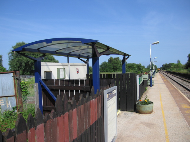 Bescar Lane platform 1 shelter