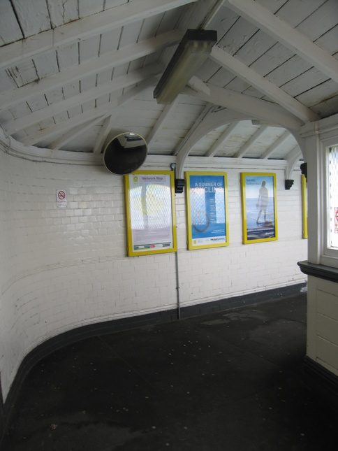 Bromborough footbridge entry