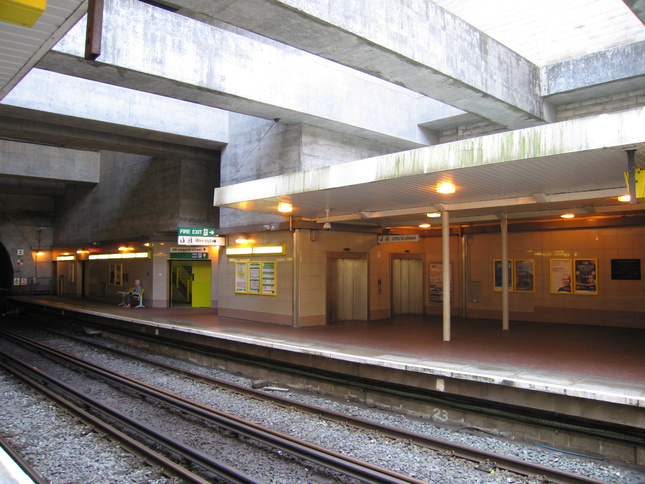 Conway Park platform 2