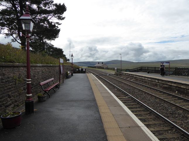 Dent barrow crossing