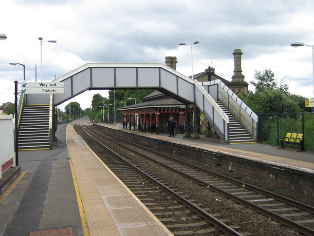 Earlestown platform 1 and 2
footbridge