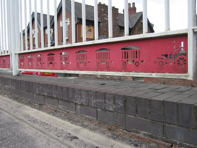 Earlestown platform 1
railings