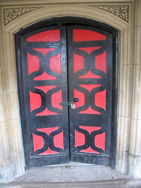 Earlestown platform 2 door