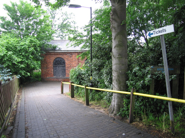 Eccleston Park approach