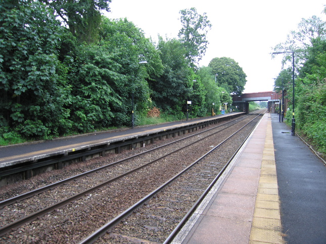 Eccleston Park platforms
looking east