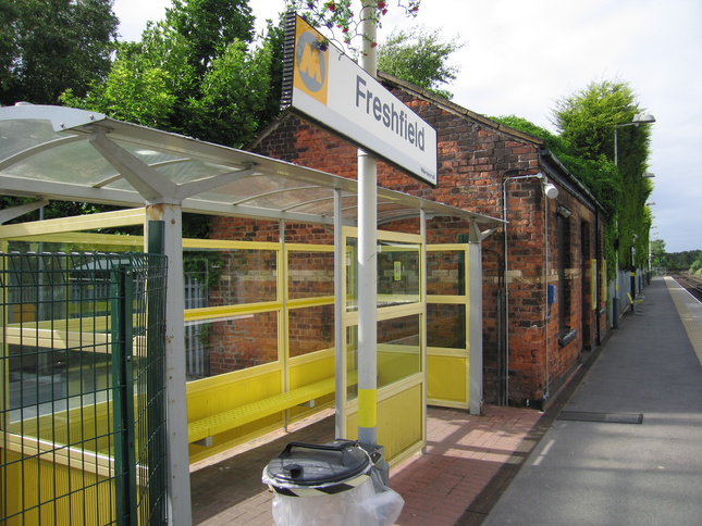 Freshfield platform 2 shelter