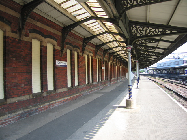Gloucester platform 4 looking east