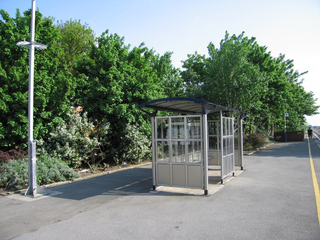 Highbridge and Burnham
platform 1 shelter