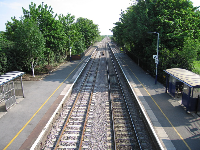 Highbridge and Burnham
looking south from footbridge