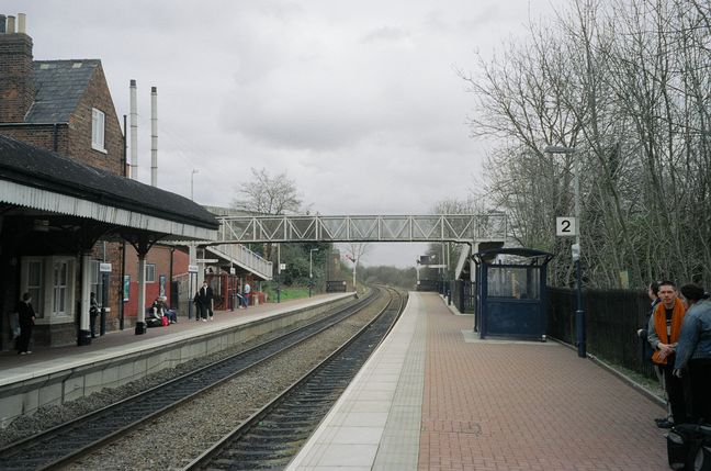 Hinckley, platform 2, looking east