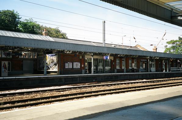 Hitchin Platform 2, looking South