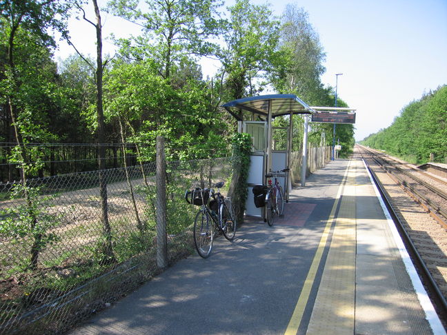 Holton Heath platform 2 looking
west