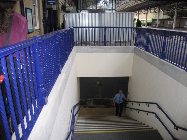 Huddersfield platform 1
subway steps
