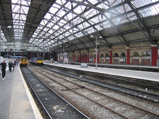 Liverpool Lime Street
platforms 1-4 looking west