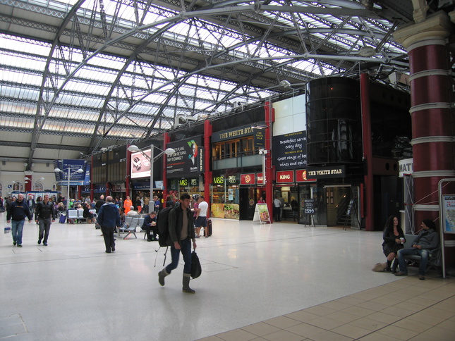 Liverpool Lime
Street north concourse box