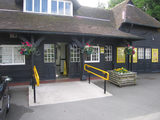 Port Sunlight entrance