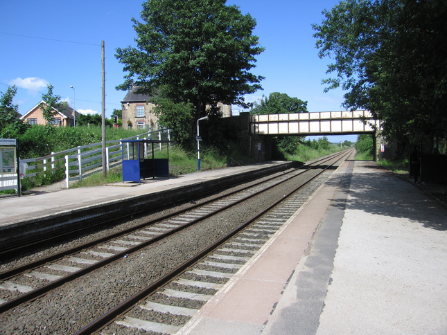 Rainford platforms looking east