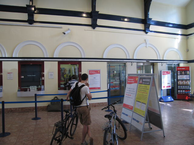 Salisbury ticket hall