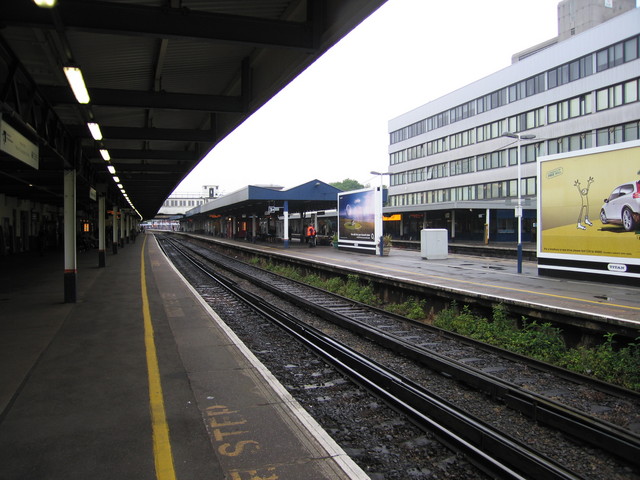 Southampton Central
platforms 3 and 4 looking west