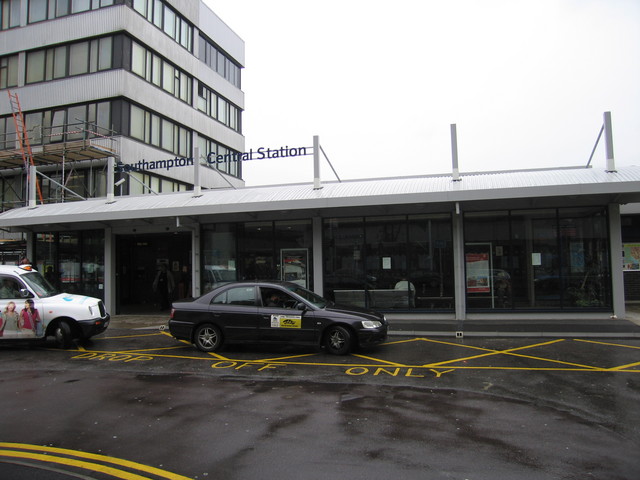 Southampton Central
entrance