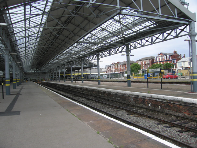 Southport platforms 4, 5, and 6