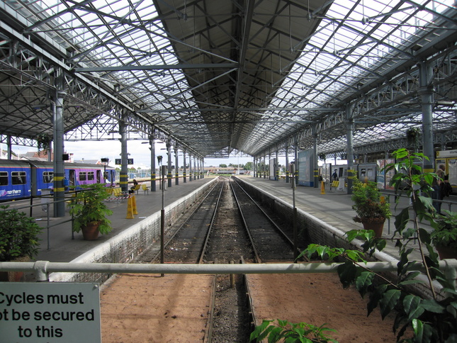 Southport platforms 4 and 5 looking
south